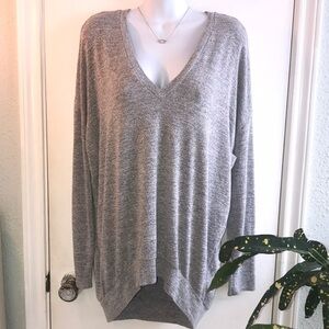 Aritzia Wilfred Free Gray Oversized Sweater Top Size Medium